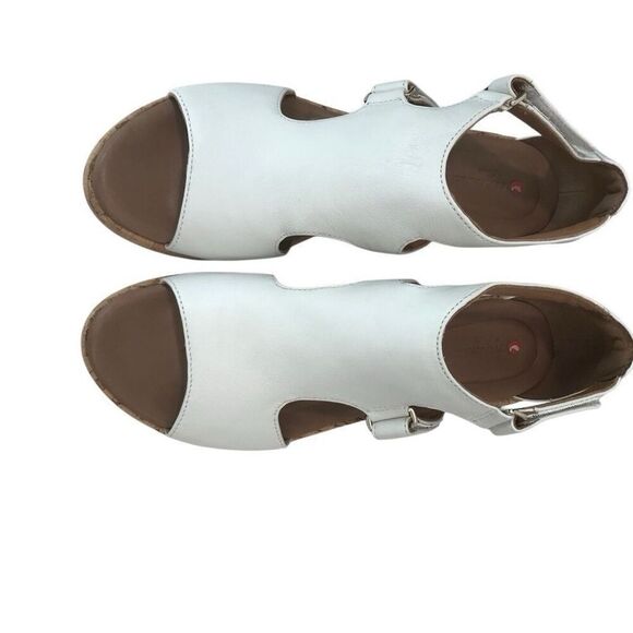 Clarks Unstructured Women's Un Plaza Strap Leather Adjustable Wedge Sandals 9M - Picture 2 of 6